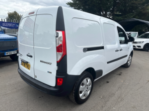 2018 Renault Kangoo Maxi Ze — image 6