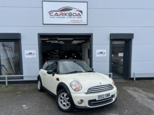 2012 MINI Hatch