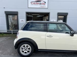 2012 MINI Hatch 1.6 Cooper Hatch in White — image 4