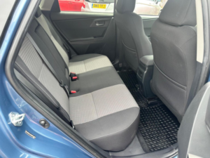 2017 Toyota Auris 1.2 Vvt-I Design Touring Sports CVT Euro 6 (s/s) 5dr (safety Sense) in Blue — image 4
