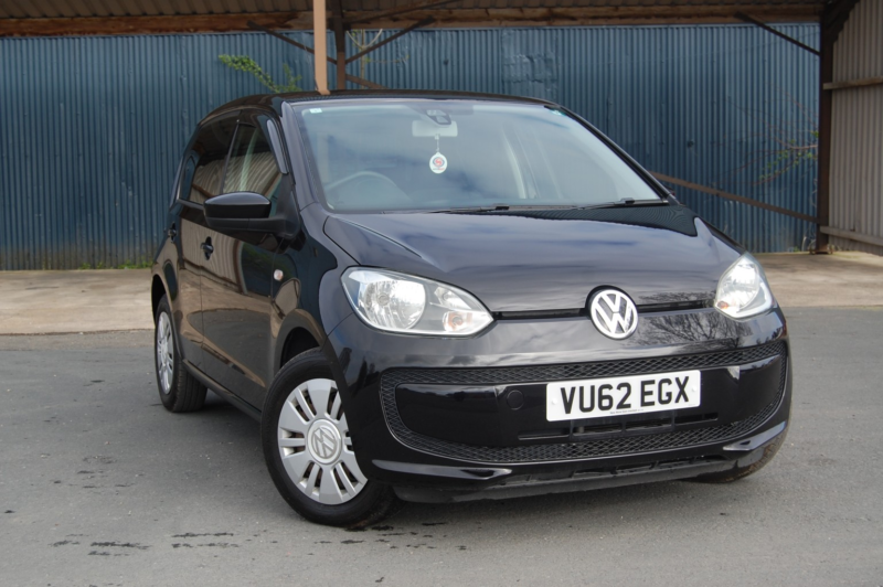 2013 Volkswagen Up 1.0 Move Up! in Black — image 1
