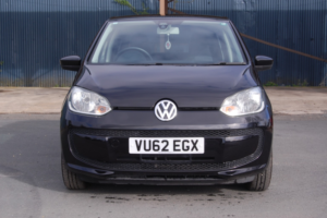 2013 Volkswagen Up 1.0 Move Up! in Black — image 2