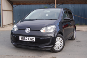 2013 Volkswagen Up 1.0 Move Up! in Black — image 3