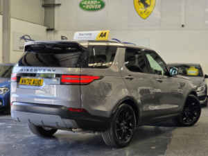 2020 Land Rover Discovery 2.0 Sd4 Hse in Grey — image 6