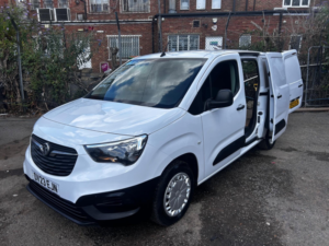 2023 Vauxhall Combo 1.5 Turbo D 2300 Prime L2 H1 Euro 6 (s/s) 6dr in White — image 3