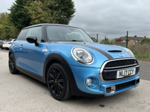 2017 MINI Hatch