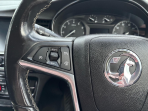 2019 Vauxhall Mokka X 1.4 I Turbo Design Nav in Black — image 3