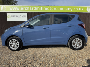 2018 Hyundai I10 1.0 I10 Se 1.0 My17 in Blue — image 3
