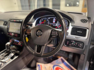 2014 Volkswagen Touareg 3.0 Tdi V6 Bluemotion Tech Se Tiptronic 4WD Euro 5 (s/s) 5dr in Grey — image 2