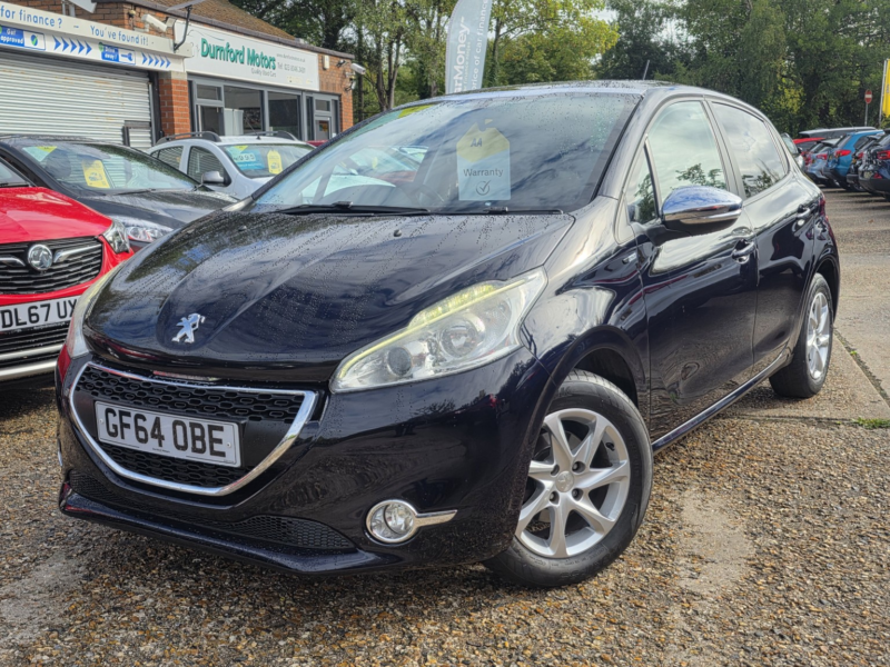 2014 Peugeot 208 1.2 Vti Puretech Style in Blue — image 1