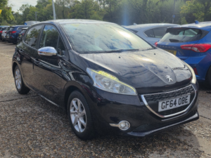 2014 Peugeot 208 1.2 Vti Puretech Style in Blue — image 3