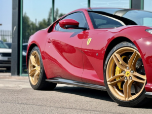2020 Ferrari 812 Superfast 6.5 V12 in Red — image 3