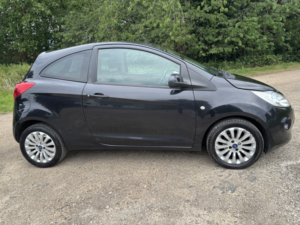 2013 Ford Ka 1.2 Zetec in Black — image 2