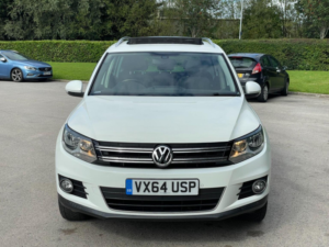 2014 Volkswagen Tiguan 2.0 Tdi Bluemotion Tech Match DSG 4WD Euro 5 (s/s) 5dr in White — image 2