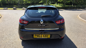 2015 Renault Clio 1.2 Dynamique Nav 1.2 16v 75 in Black — image 6