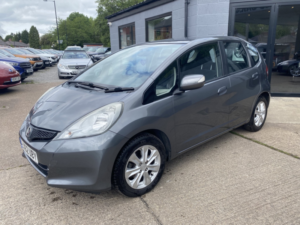 2012 Honda Jazz 1.4 I-Vtec Es in Grey — image 3
