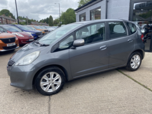 2012 Honda Jazz 1.4 I-Vtec Es in Grey — image 5