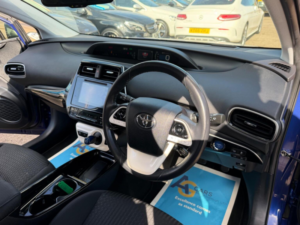 2018 Toyota Prius 1.8 Vvt-H Business Edition Plus CVT Euro 6 (s/s) 5dr (15in Alloy) in Blue — image 3