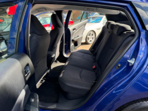 2018 Toyota Prius 1.8 Vvt-H Business Edition Plus CVT Euro 6 (s/s) 5dr (15in Alloy) in Blue — image 5