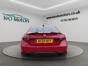 2020 Alfa Romeo Giulia 2.0t Veloce Ti Auto Euro 6 (s/s) 4dr in Red — image 5