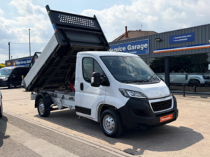 2022 Peugeot Boxer 2.2 Bluehdi 335 Built For Business L2 Euro 6 (s/s) 2dr in White — image 4