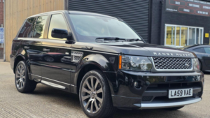 2009 Land Rover Range Rover Sport 5.0 V8 Autobiography Sport Commandshift 4WD Euro 5 5dr in Black — image 4