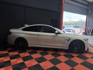 2019 BMW M4 3.0 Biturbo Gpf Competition Coupe 2dr Petrol Dct Euro 6 (s/s) (450 Ps) in White — image 4