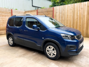2021 Peugeot Rifter 4 SEAT Wheelchair Accessible Disabled Access Vehicle Wav in Blue — image 3