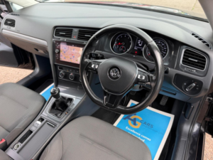 2017 Volkswagen Golf 1.4 Tsi Bluemotion Tech Se Nav Euro 6 (s/s) 5dr in Black — image 3