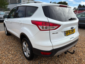 2016 Ford Kuga 2.0 Tdci Zetec 2WD Euro 6 (s/s) 5dr in White — image 4