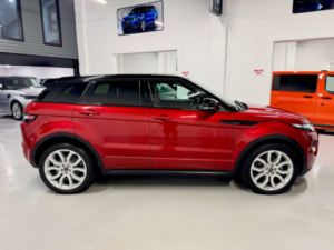 2012 Land Rover Range Rover Evoque 2.2 Sd4 Dynamic Lux SUV 5dr Diesel Auto 4WD (190 Ps) in Red — image 5