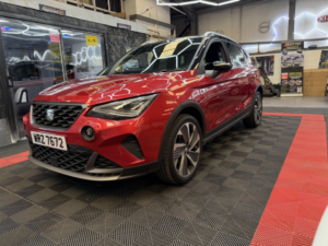 2025 SEAT Arona 1.0 Tsi Fr Sport in Red — image 4