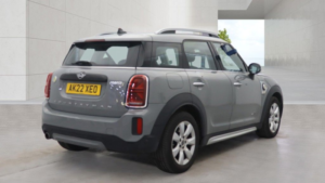 2022 MINI Countryman 1.5 10kwh Cooper Se Classic SUV 5dr Petrol Plug-In Hybrid Auto All4 Euro 6 (s/s) (222 Ps) in Grey — image 4