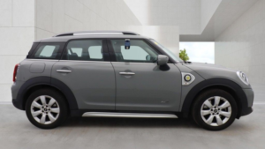 2022 MINI Countryman 1.5 10kwh Cooper Se Classic SUV 5dr Petrol Plug-In Hybrid Auto All4 Euro 6 (s/s) (222 Ps) in Grey — image 5