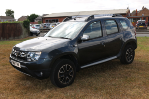 2016 Dacia Duster 1.5 Prestige Dci 110 4x2 in Grey — image 4