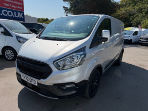 2022 Ford Transit Custom Custom 300 Ecoblue Trail — image 3