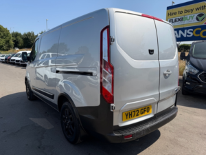 2022 Ford Transit Custom Custom 300 Ecoblue Trail — image 6