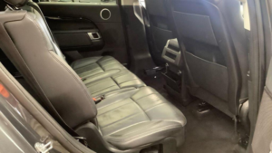 2019 Land Rover Discovery 3.0 Sd V6 Se Auto 4WD Euro 6 (s/s) 5dr in Grey — image 4