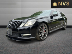 2010 Mercedes-Benz 350 Sl Wald Styling in Black — image 3