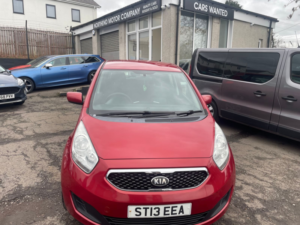 2013 Kia Venga 1.4 Crdi 1 Air MPV 5dr Diesel Manual Euro 5 (89 Bhp) in Red — image 2