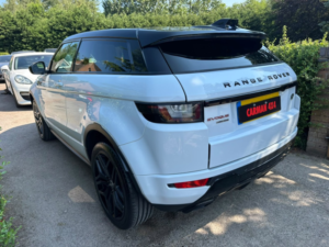 2016 Land Rover Range Rover Evoque 2.0 Td4 Hse Dynamic in White — image 6