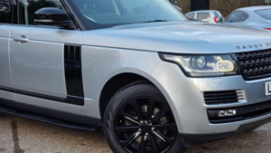 2013 Land Rover Range Rover 3.0 Td V6 Vogue Auto 4WD Euro 5 (s/s) 5dr in Silver — image 4