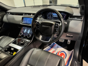2019 Land Rover Range Rover Velar 2.0 D180 R-Dynamic Se Auto 4WD Euro 6 (s/s) 5dr in Black — image 2