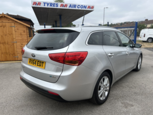 2014 Kia Ceed 1.6 Crdi Ecodynamics 3 in Silver — image 4