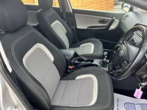 2014 Kia Ceed 1.6 Crdi Ecodynamics 3 in Silver — image 5