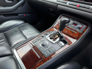 2007 Audi A8 3.0 Tdi Se Quattro 4dr in Silver — image 3