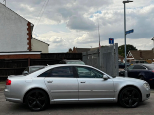 2007 Audi A8 3.0 Tdi Se Quattro 4dr in Silver — image 5