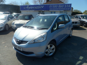 2010 Honda Jazz 1.4 I-Vtec Es in Blue — image 3