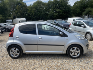 2013 Peugeot 107 1.0 12v Allure in Silver — image 3