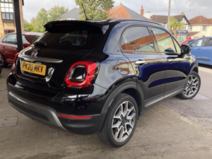 2020 Fiat 500x 1.0 Firefly Turbo Multiair Cross Plus Euro 6 (s/s) 5dr in Black — image 4